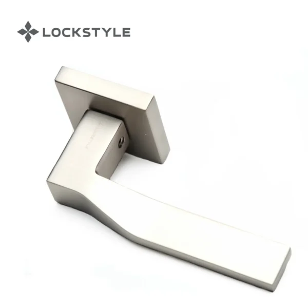 443945728 ruchki dvernye lockstyle